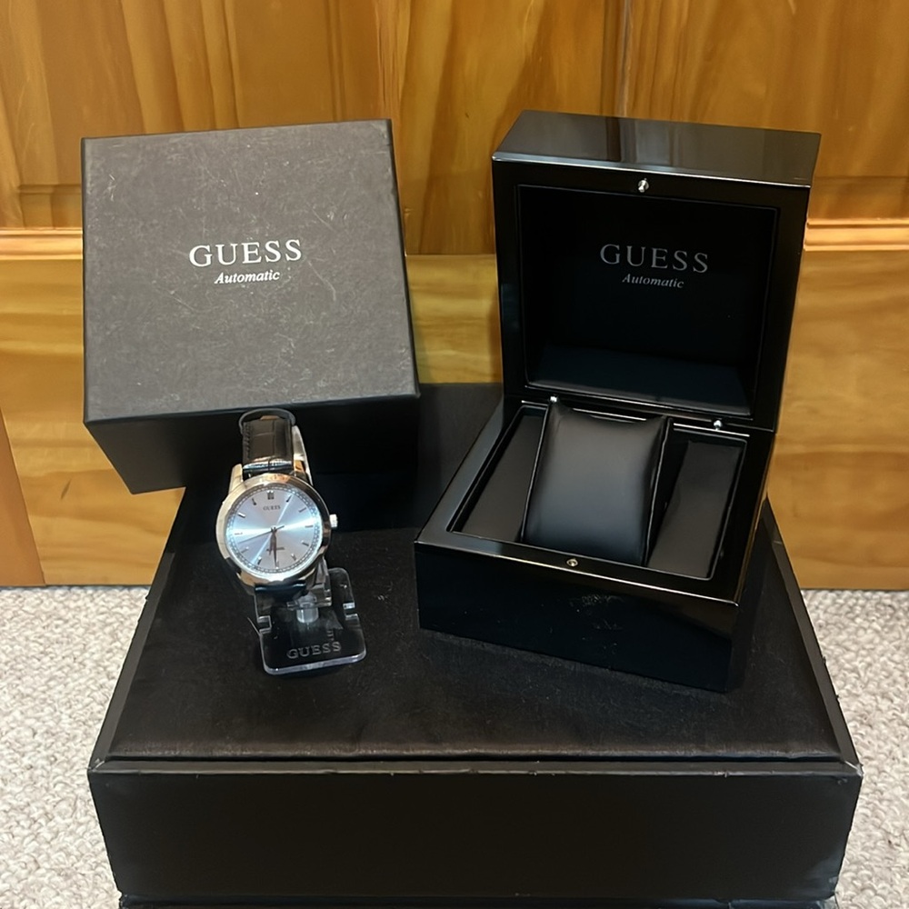 Guess Automatic Watch - Picture 11 of 15